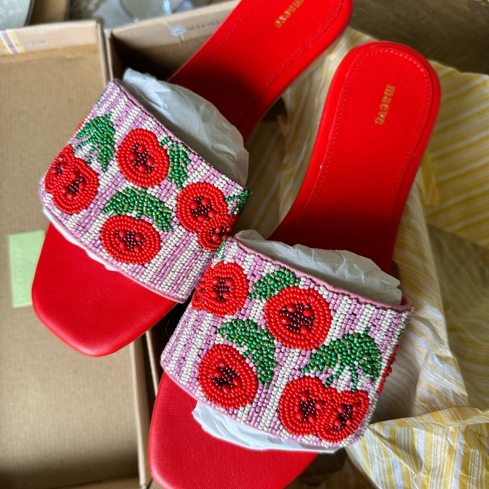 Maeve Red Beaded Floral Sandals** BRAND NEW never worn **